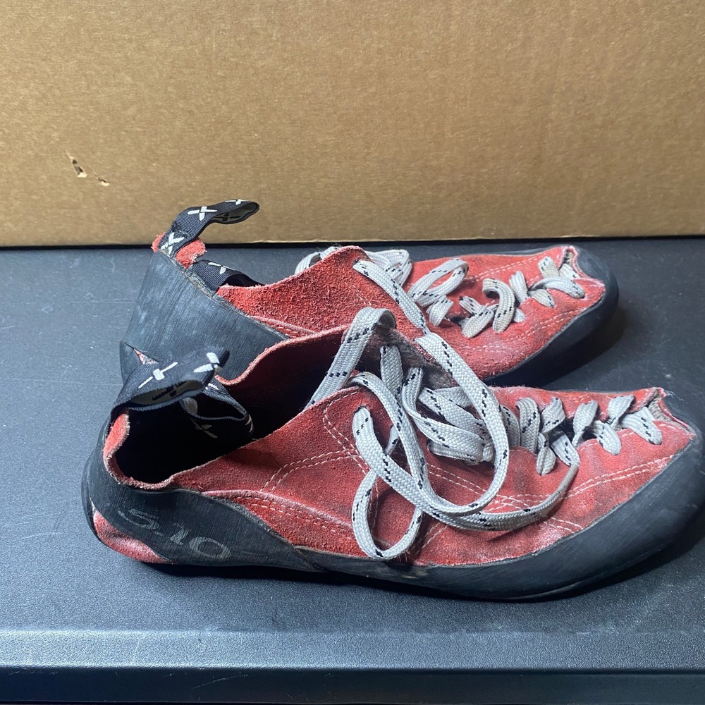 Five Ten Coyote Red Suede Lace Up Rock Climbing Shoes Mens 9.5 Womens 11